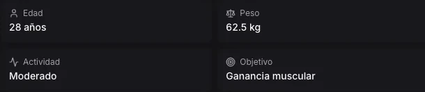 Recorte de la app para coach: el cuestionario inicial con edad, peso, actividad y objetivo.